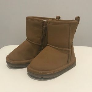 baby girl sherpa boots